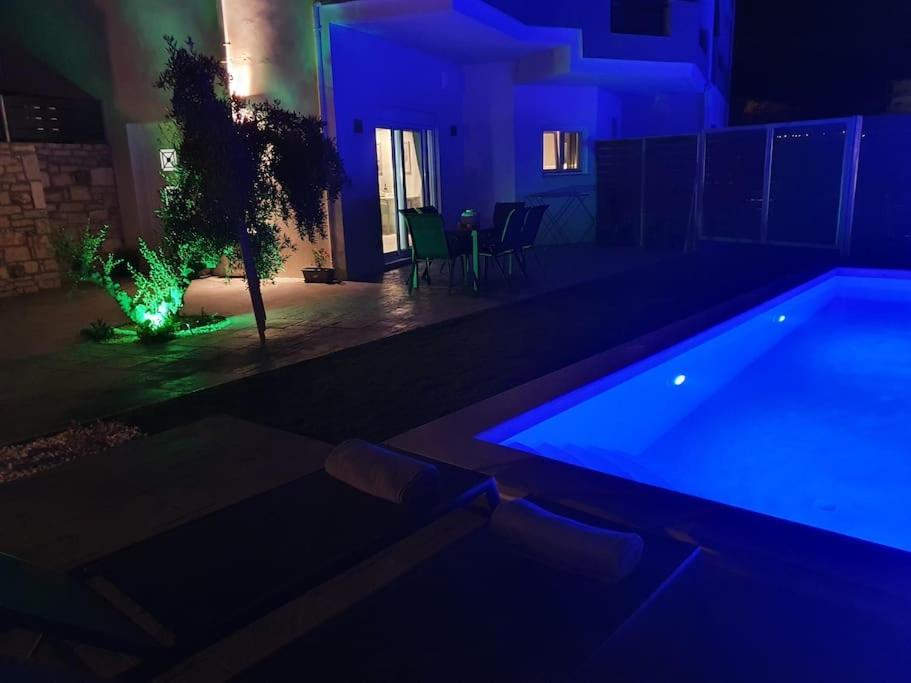 Roumelí Villa Sheila With Private Pool מראה חיצוני תמונה