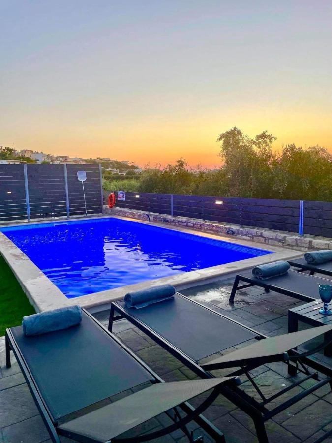 Roumelí Villa Sheila With Private Pool מראה חיצוני תמונה
