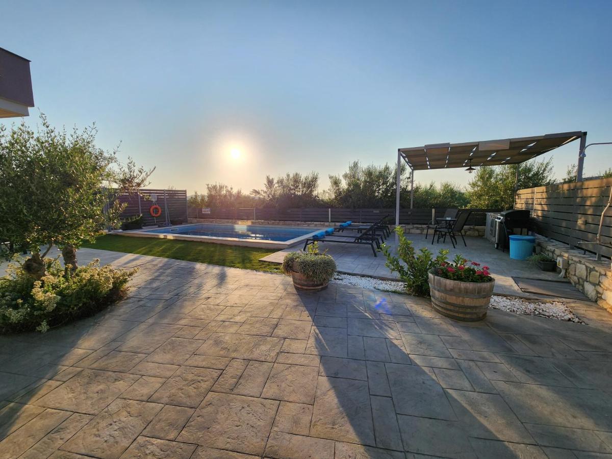 Roumelí Villa Sheila With Private Pool מראה חיצוני תמונה