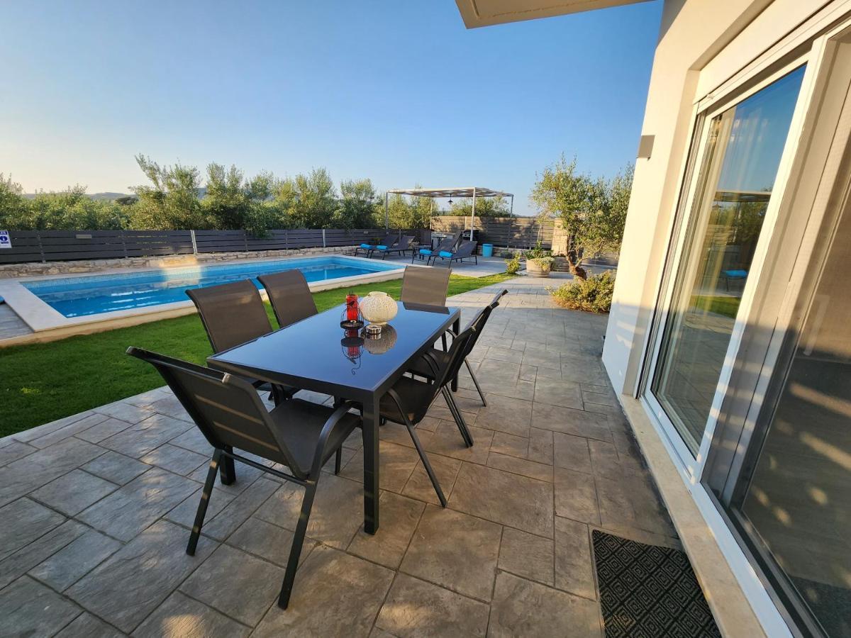 Roumelí Villa Sheila With Private Pool מראה חיצוני תמונה